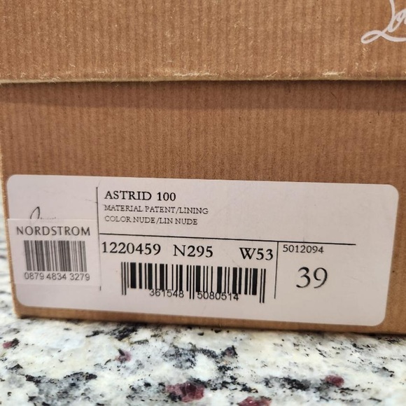 New Christian Louboutin Astrid Pump in Nude Patent Leather Size 39 100mm - Picture 12 of 12